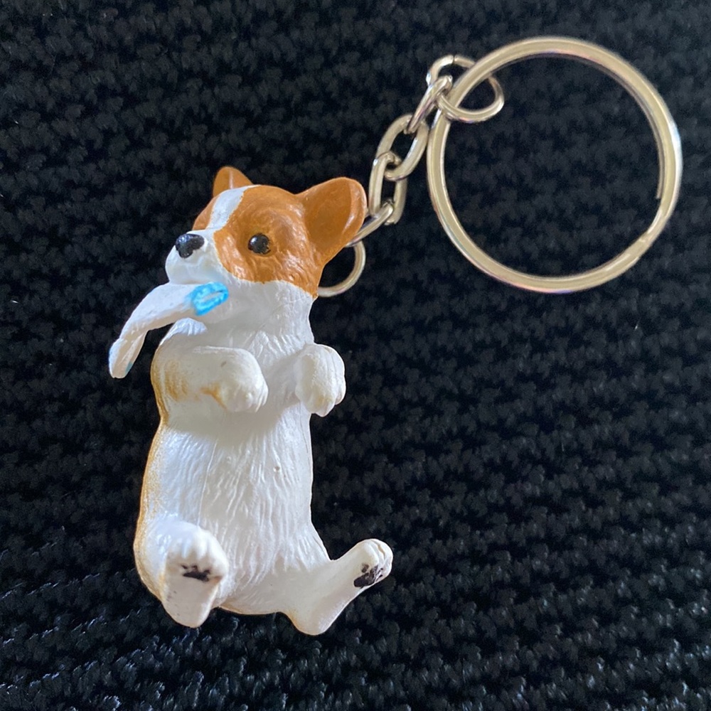 New Corgi Dog keychain with sock - Picture 3 of 3